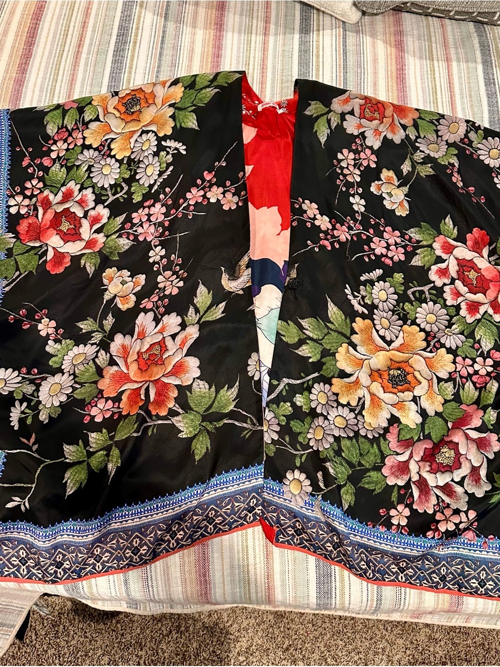 Johnny Was Black Reversible Floral Embroidered Kimono with Red Lining